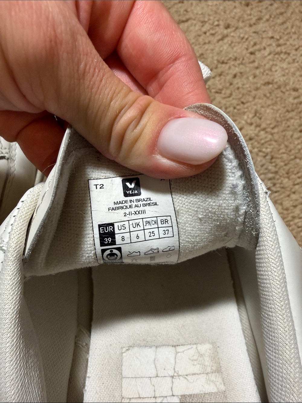 Veja White Leather Sneakers with Light Gray V Accent - Picture 4 of 6